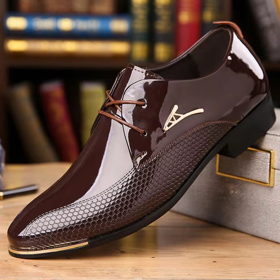 Men's Business Casual Shoes, Fashionable Glossy Formal Shoes, Suitable For Office Banquets, Weddings, And Important Occasions